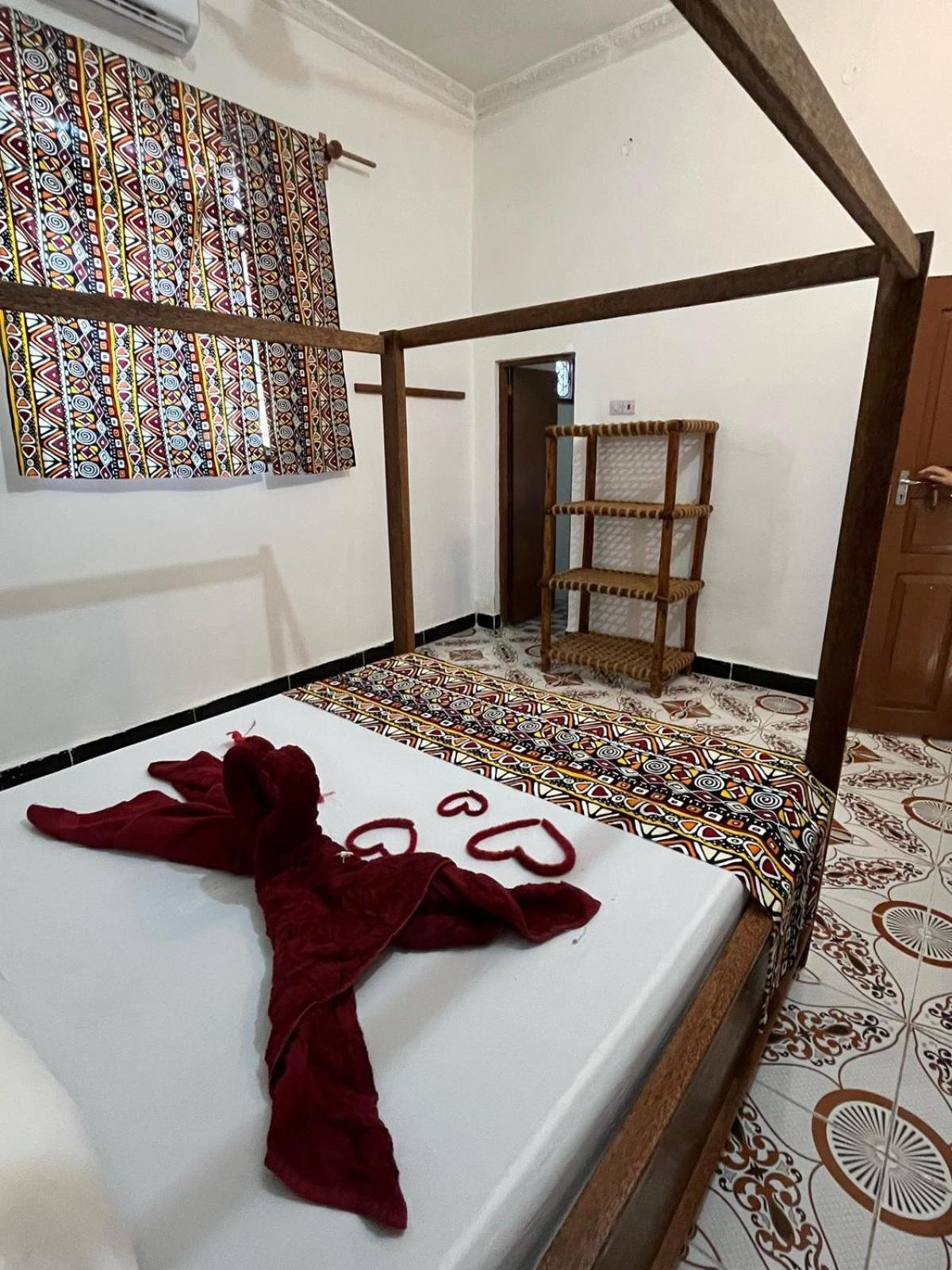Bed and Breakfast Fish House Nungwi Esterno foto