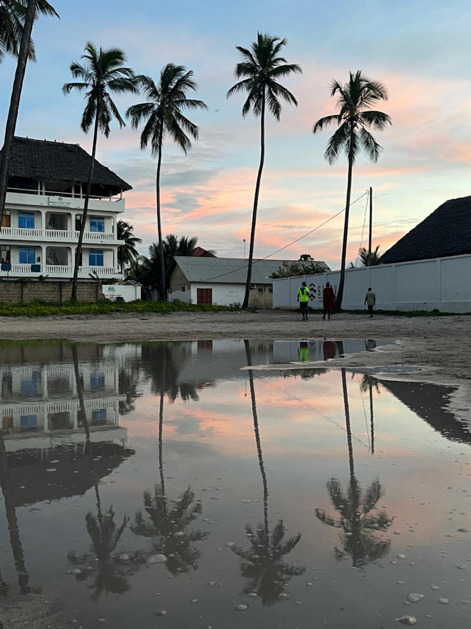 Bed and Breakfast Fish House Nungwi Esterno foto